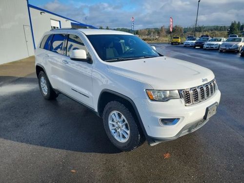 2018 Jeep Grand Cherokee Laredo E Lower Image 1
