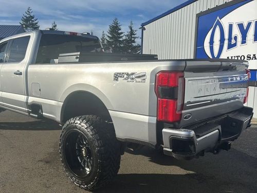 2024 Ford F-350 Super Duty Platinum Lower Image 1