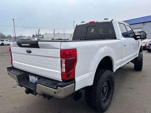 2020 Ford F-250 Super Duty Lariat Lower Image 3