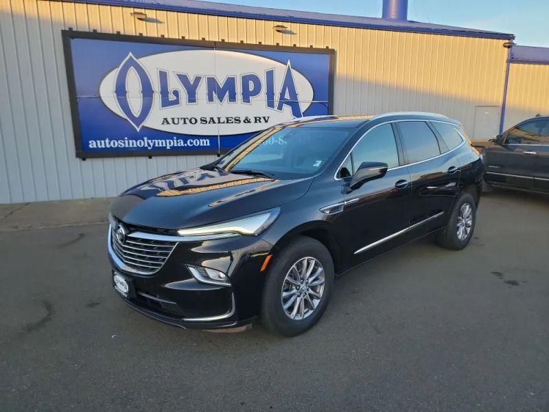 2023 Buick Enclave Essence's photo