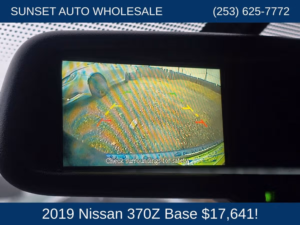 2019 Nissan 370Z Base Image 36