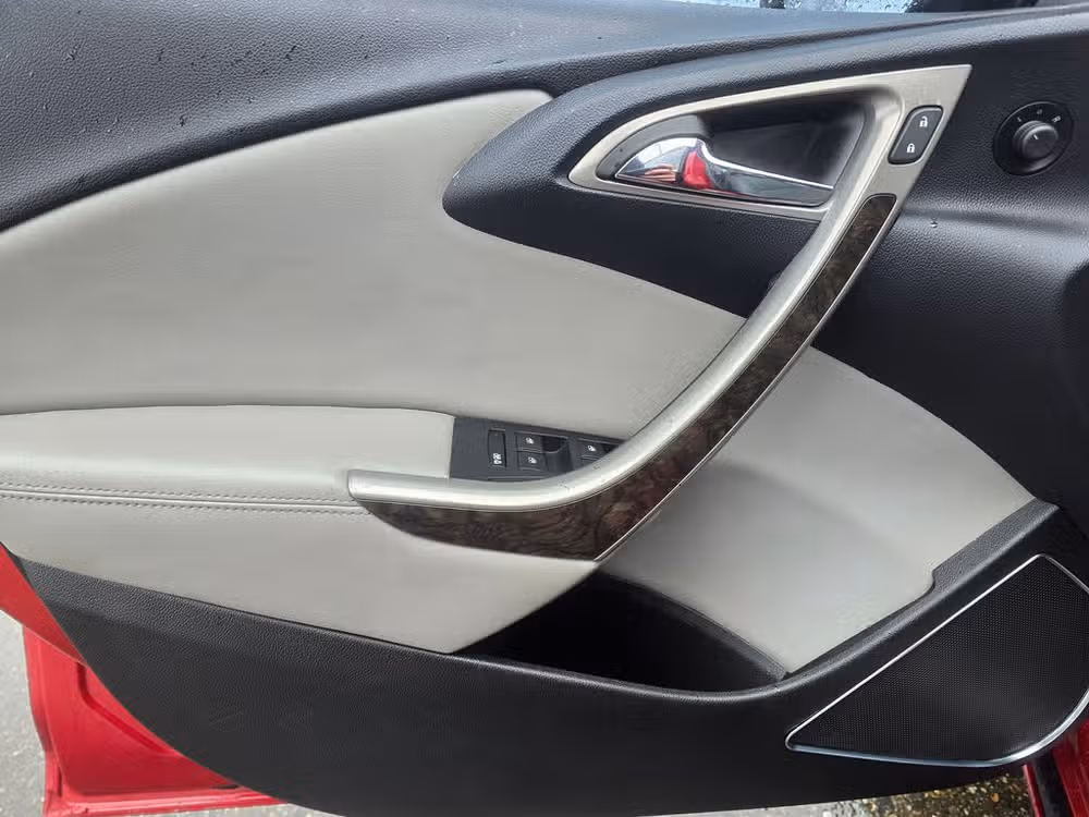 2014 Buick Verano Base Image 16
