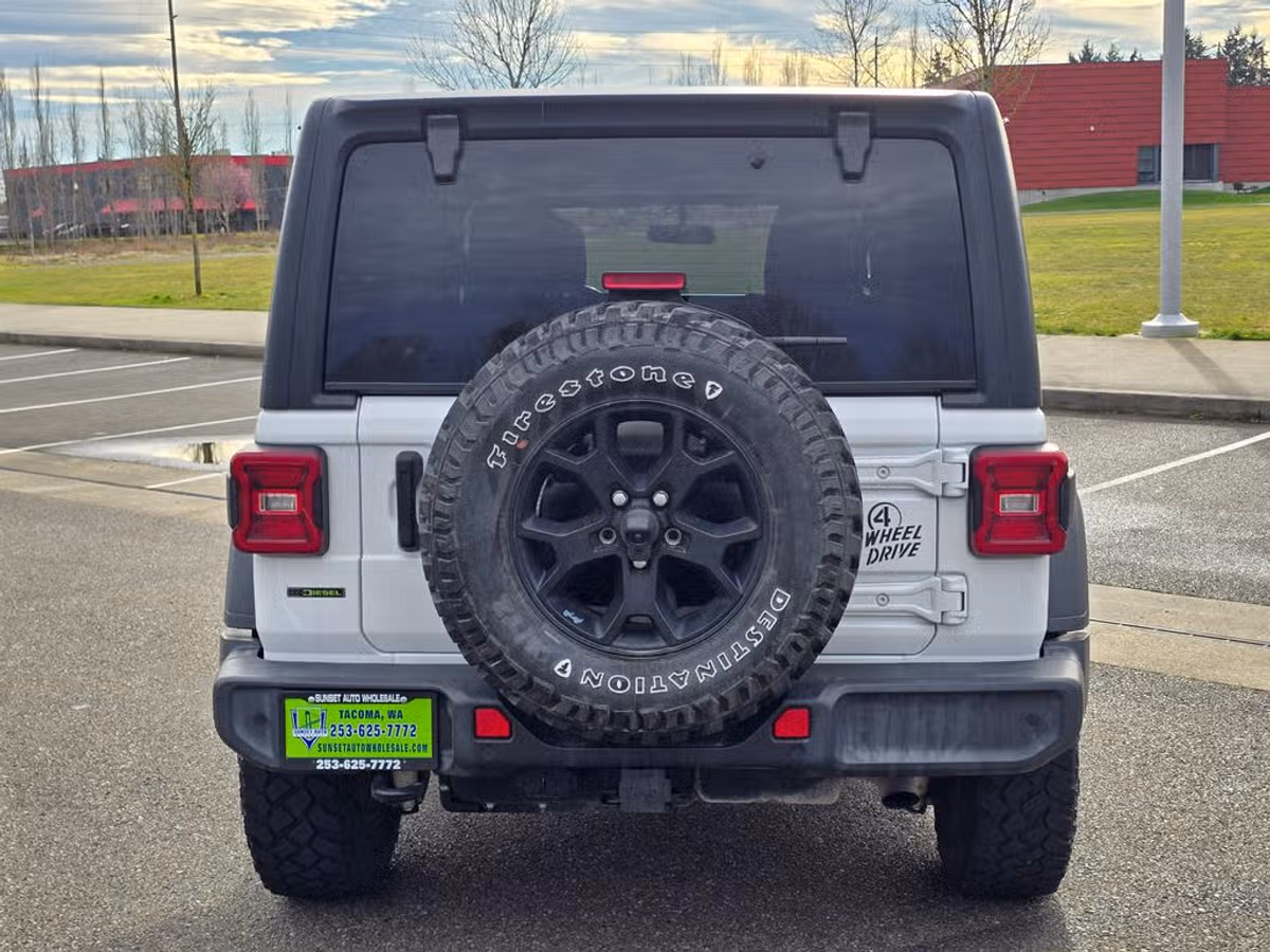 2020 Jeep Wrangler Unlimited Willys Image 4