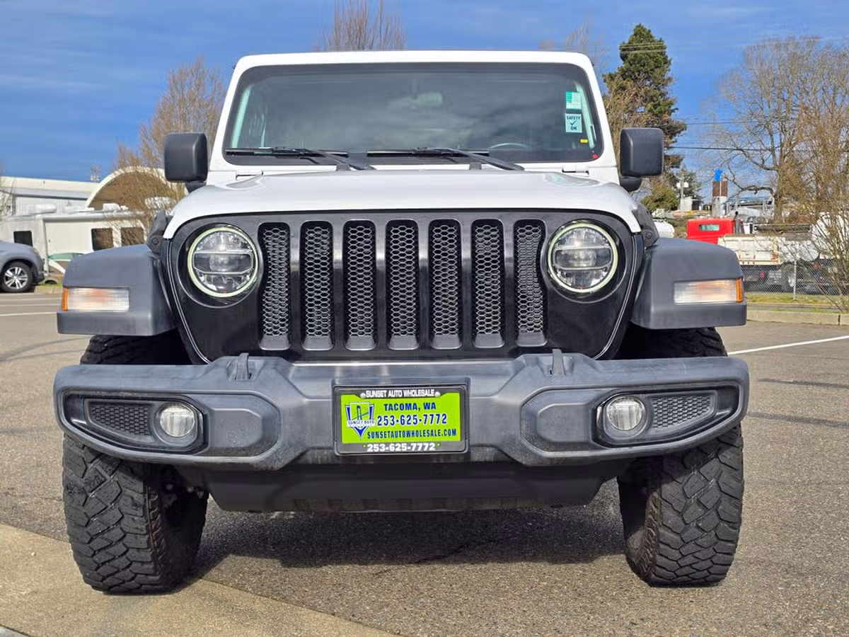 2020 Jeep Wrangler Unlimited Willys Image 8