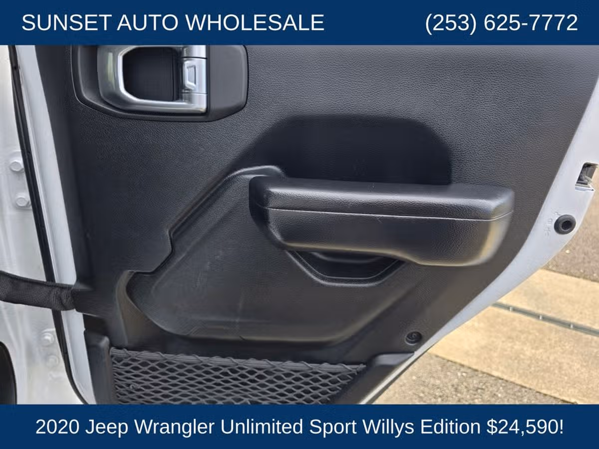 2020 Jeep Wrangler Unlimited Willys Image 23