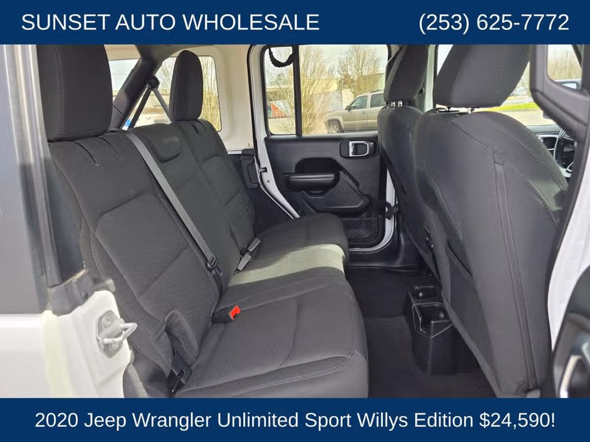 2020 Jeep Wrangler Unlimited Willys Image 24