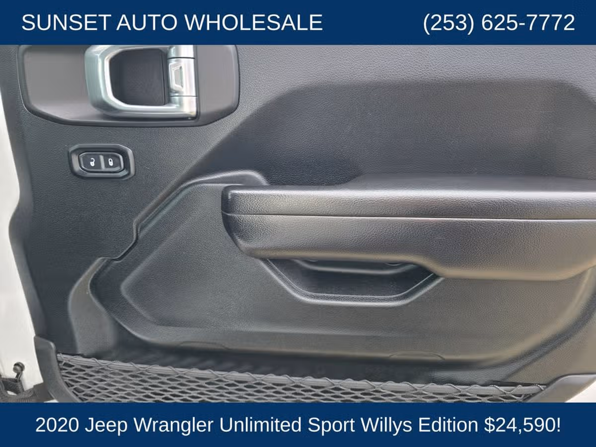 2020 Jeep Wrangler Unlimited Willys Image 21