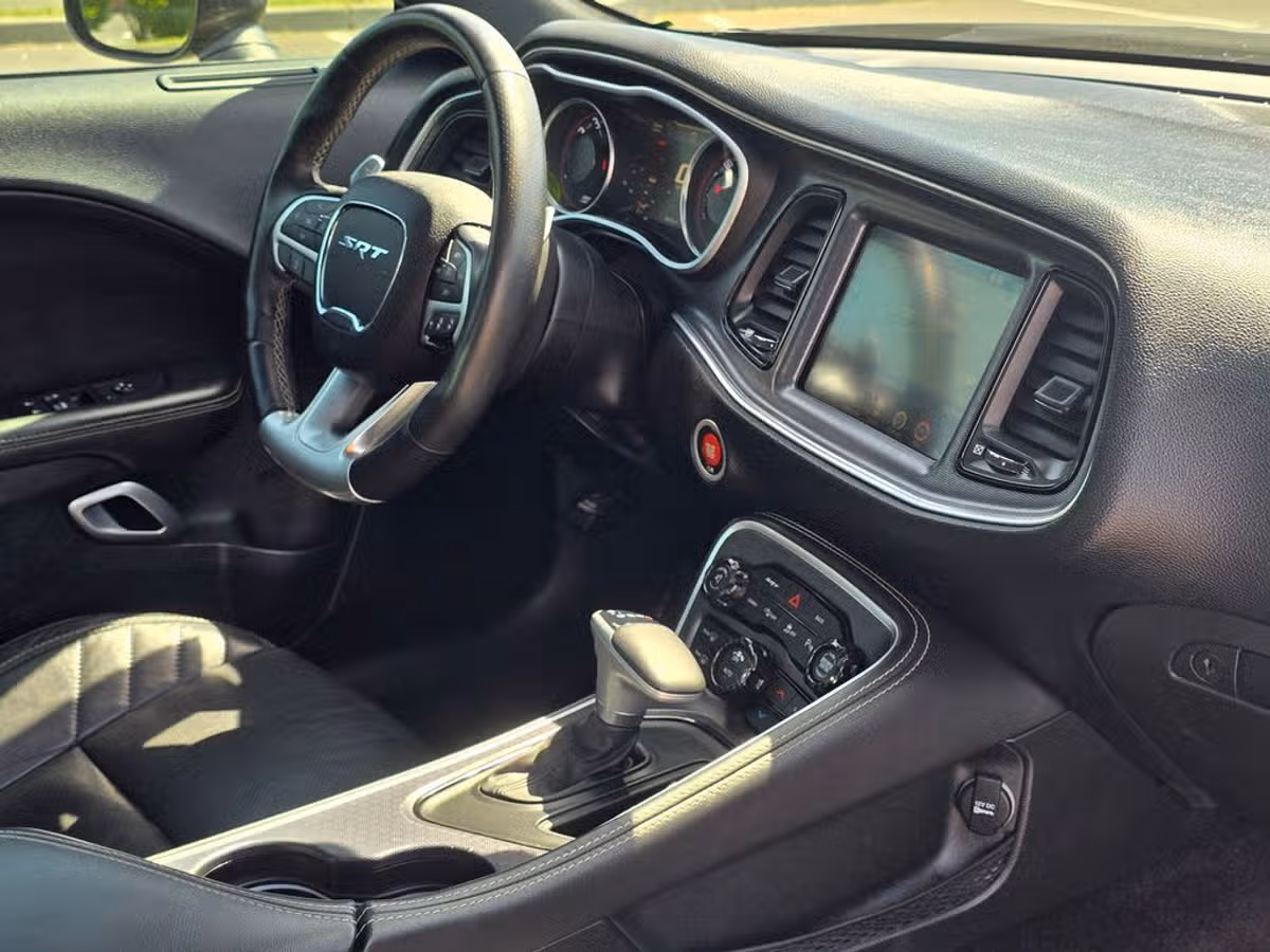 2016 Dodge Challenger SRT 392 Image 21