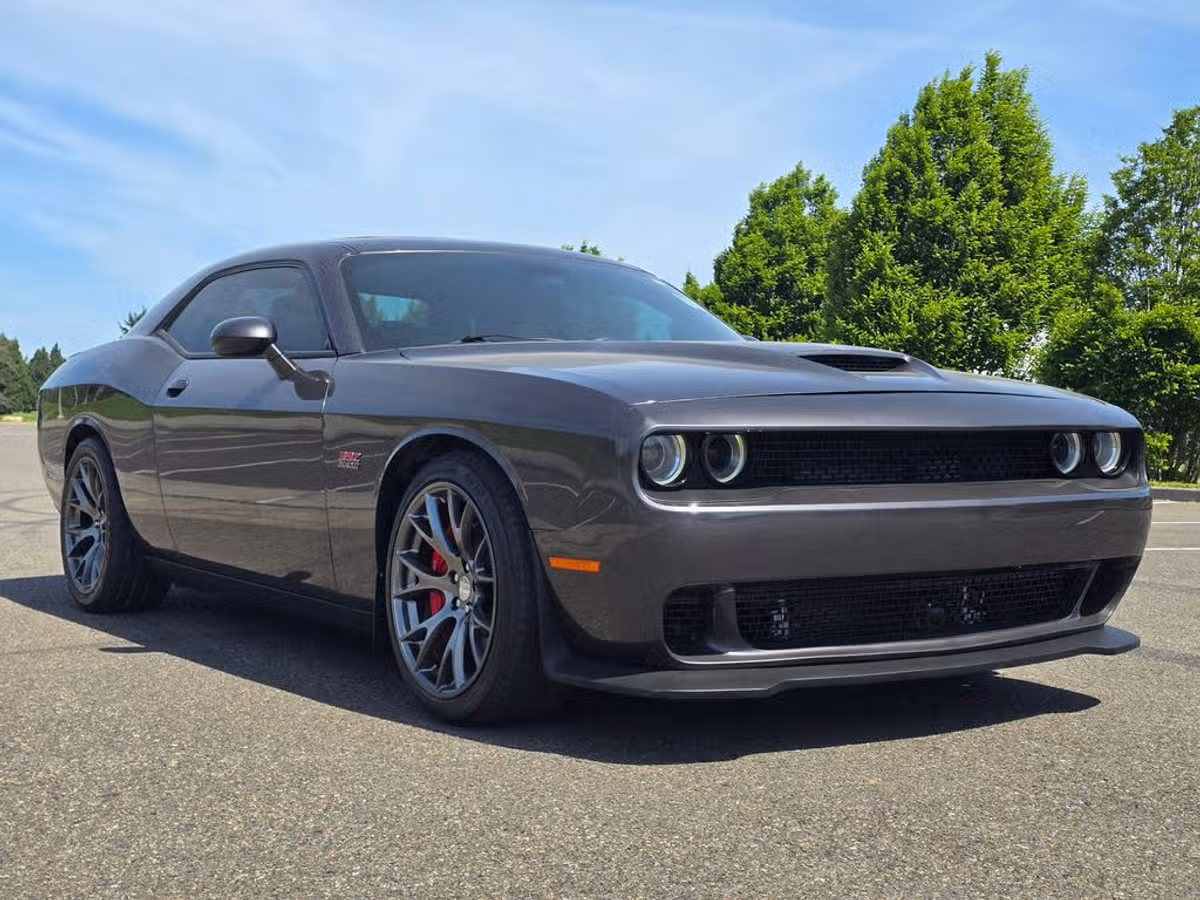 2016 Dodge Challenger SRT 392 Image 8