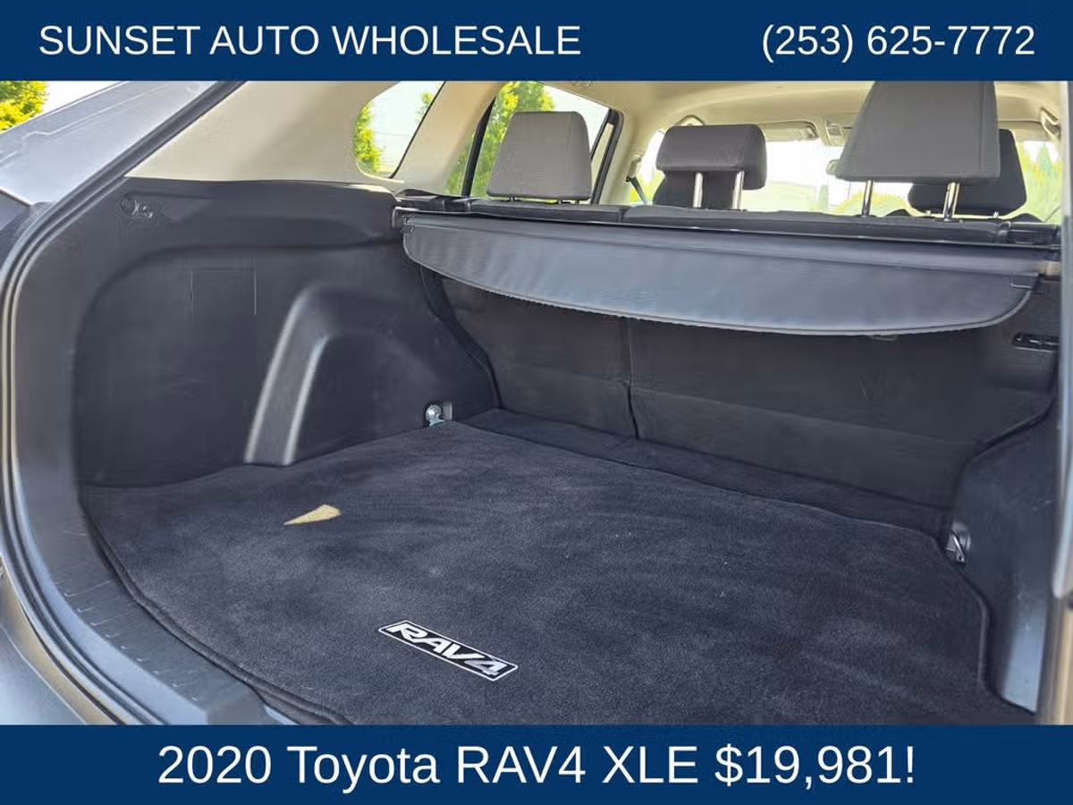 2020 Toyota RAV4 XLE Image 23
