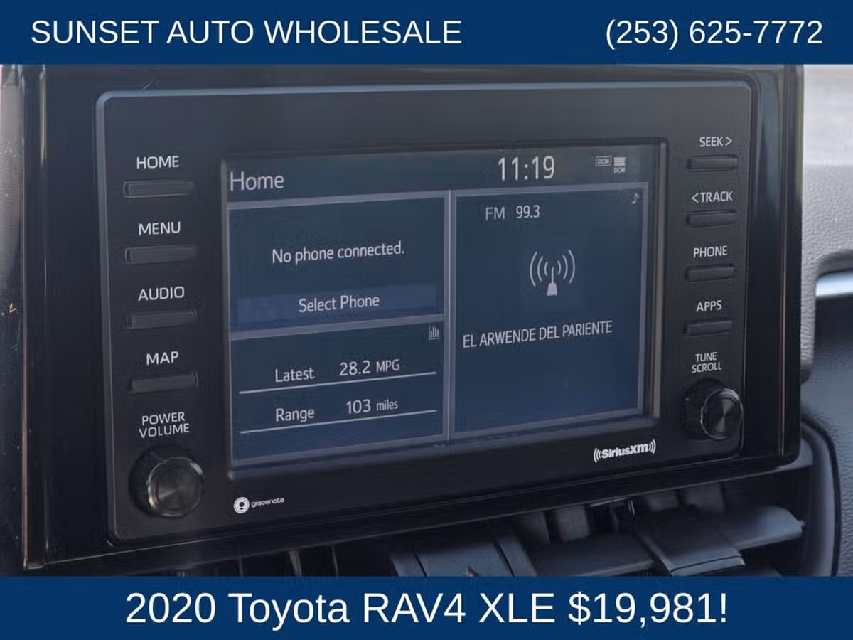 2020 Toyota RAV4 XLE Image 34