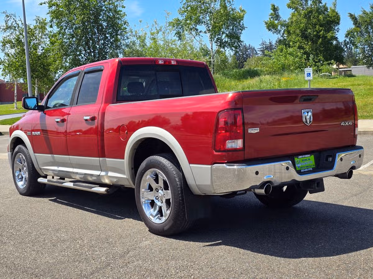 2010 Dodge Ram 1500 Laramie Quad Cab Image 4