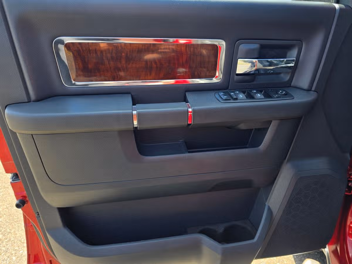 2010 Dodge Ram 1500 Laramie Quad Cab Image 15