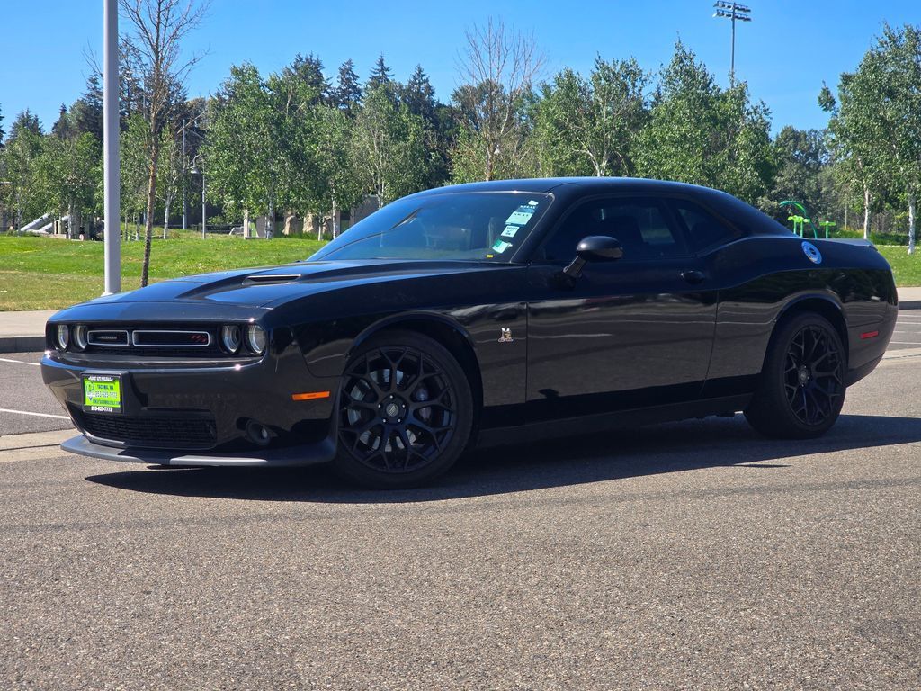 2015 Dodge Challenger Scat Pack's photo