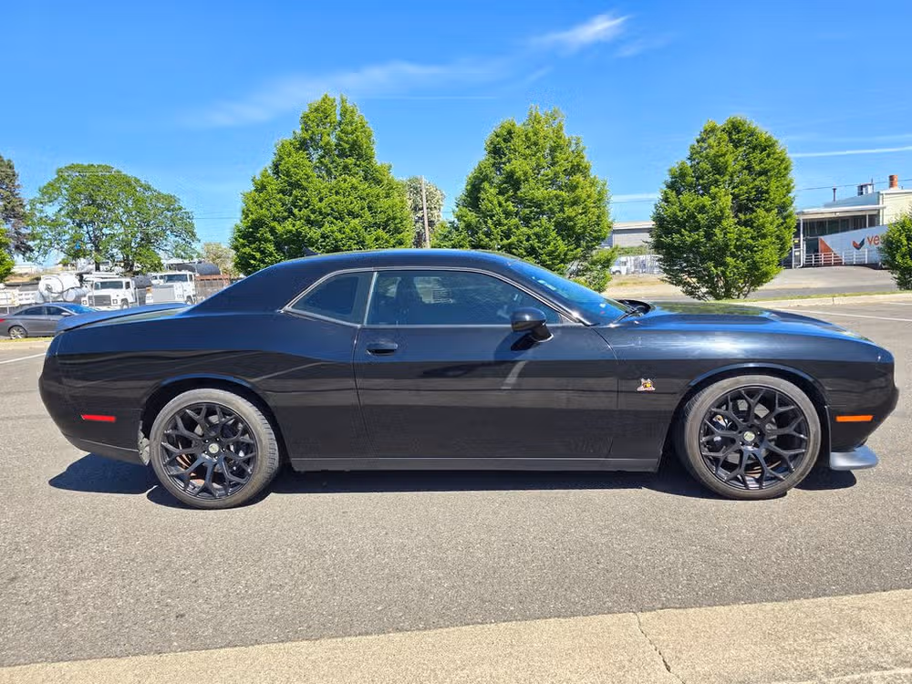 2015 Dodge Challenger R/T Scat Pack Image 7