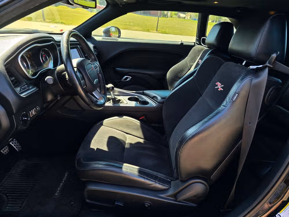 2015 Dodge Challenger R/T Scat Pack Image 13