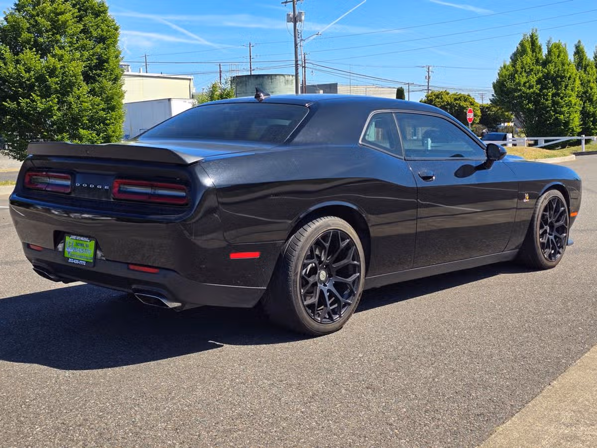 2015 Dodge Challenger R/T Scat Pack Image 6