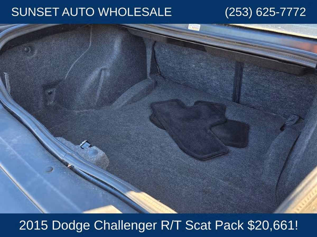 2015 Dodge Challenger R/T Scat Pack Image 26