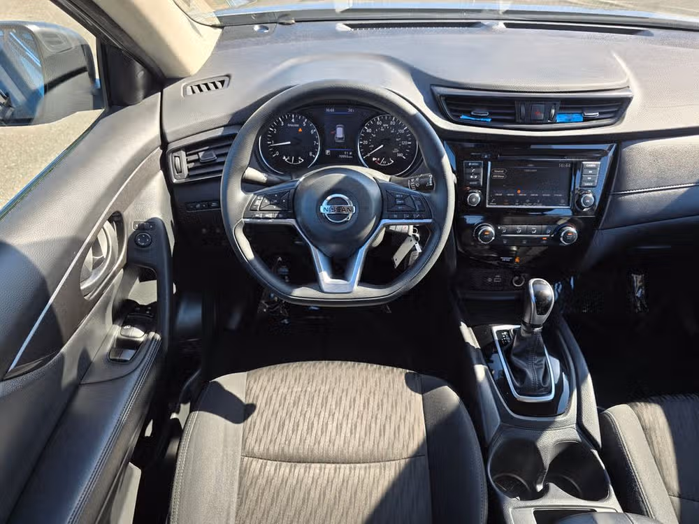 2020 Nissan Rogue S Crossover Image 10
