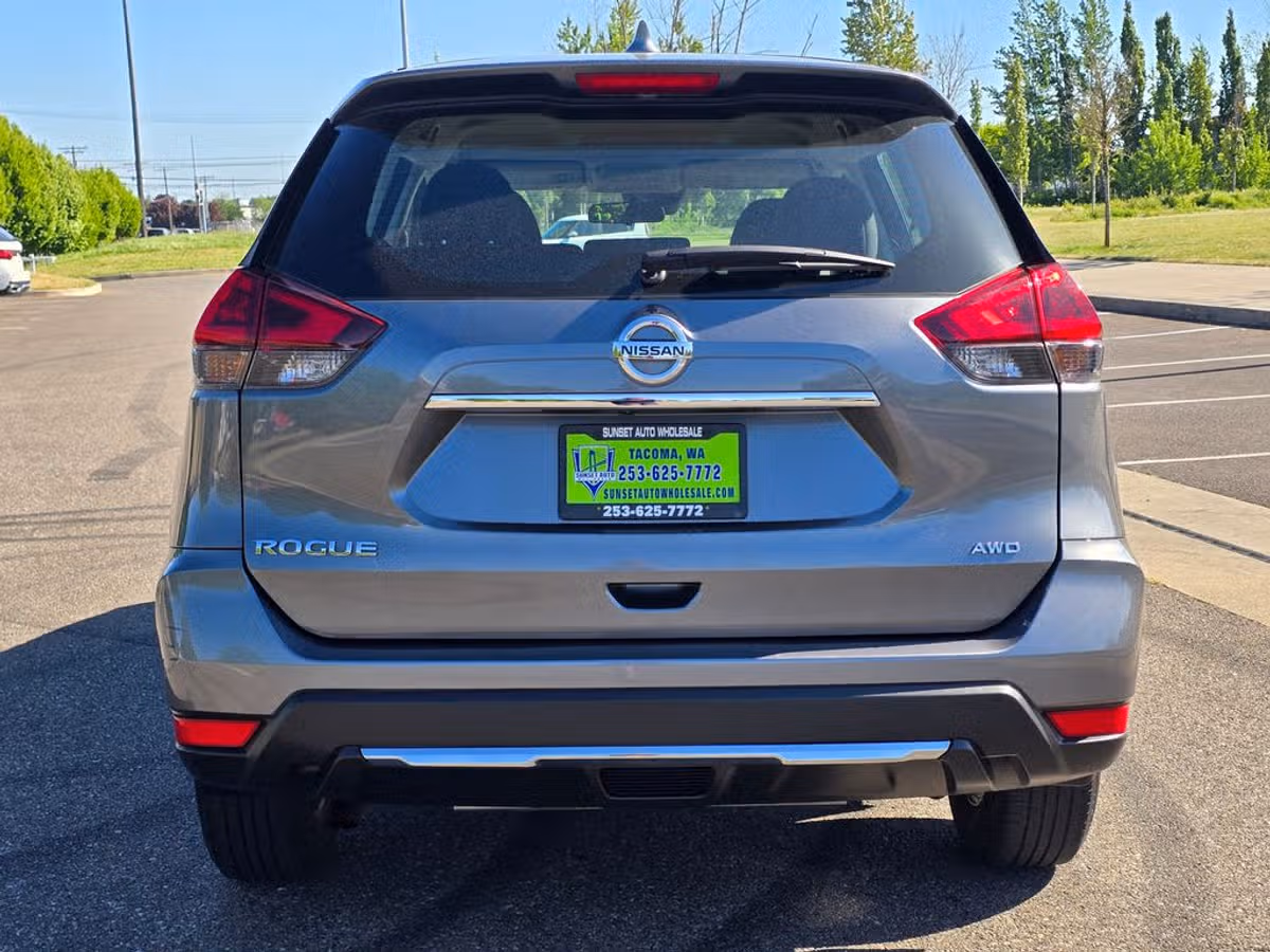 2020 Nissan Rogue S Crossover Image 4