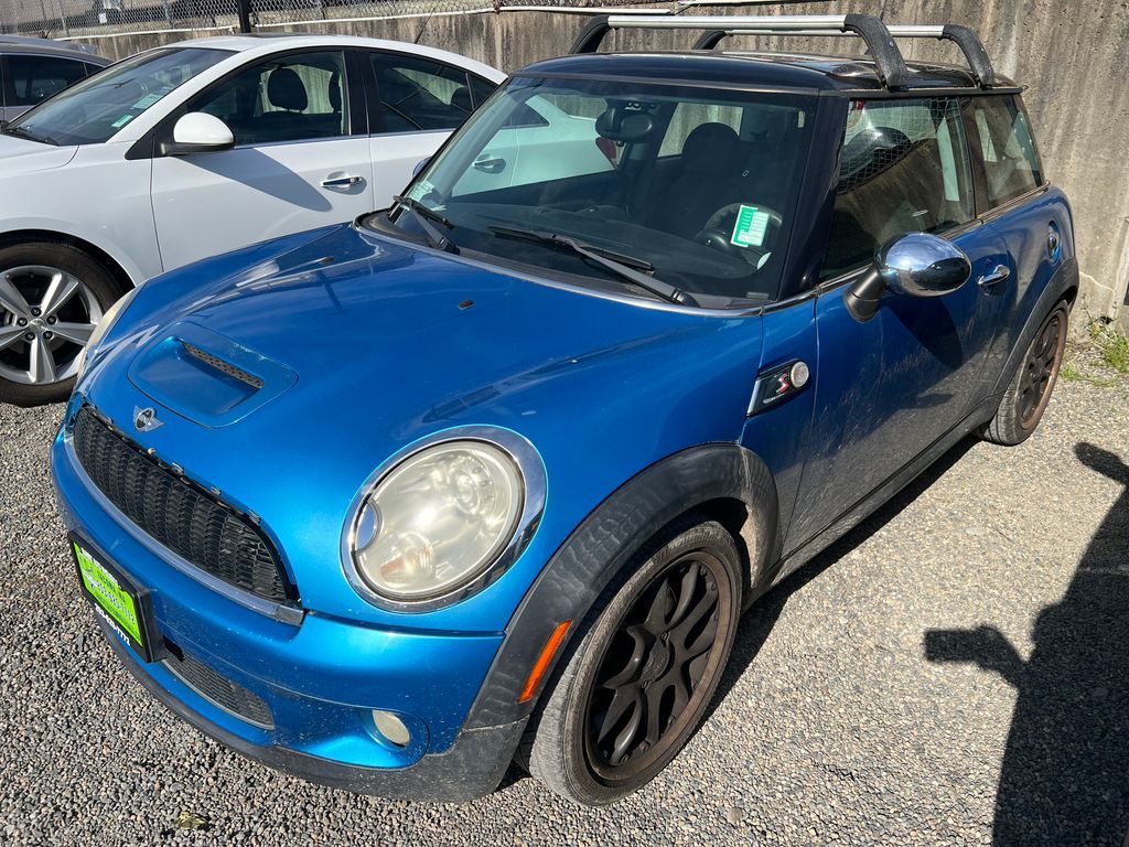 2010 MINI Cooper S's photo