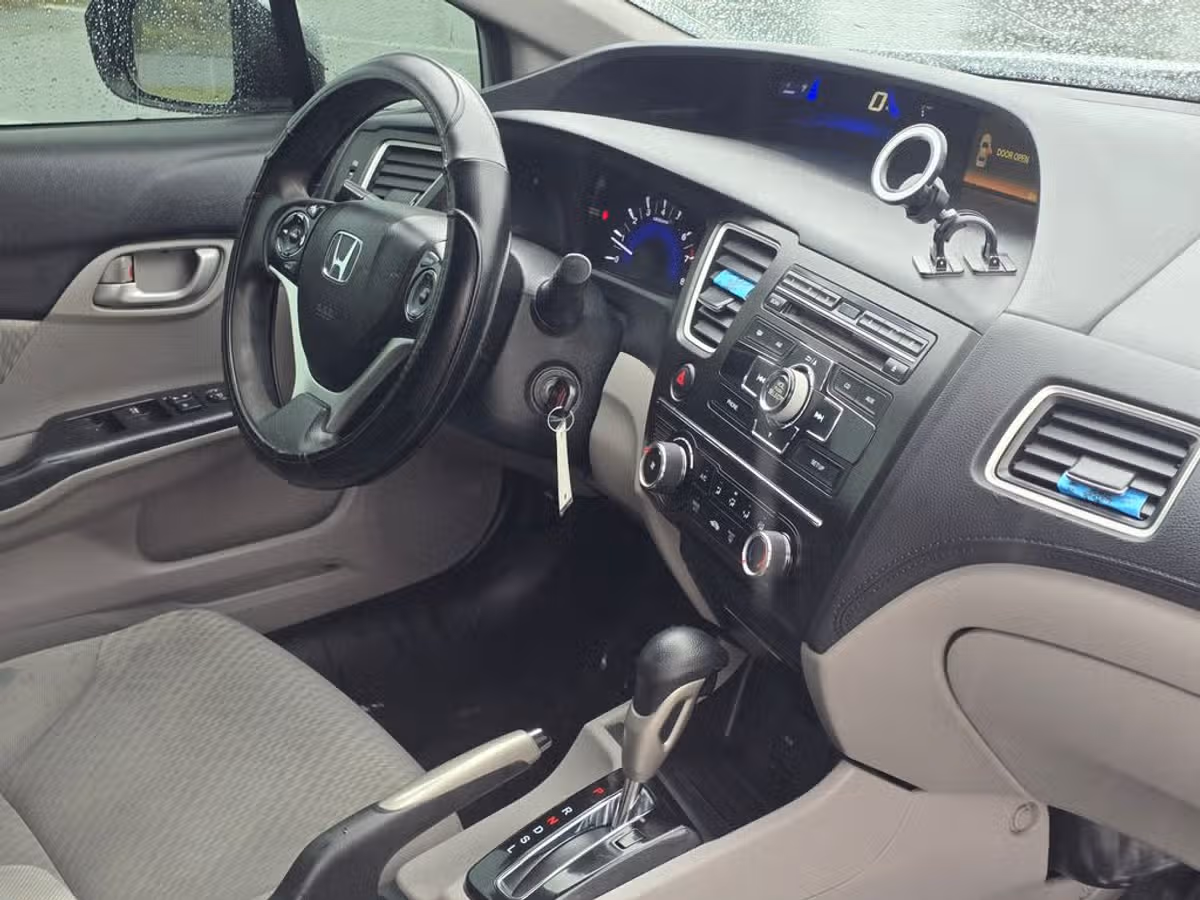 2014 Honda Civic LX Image 19