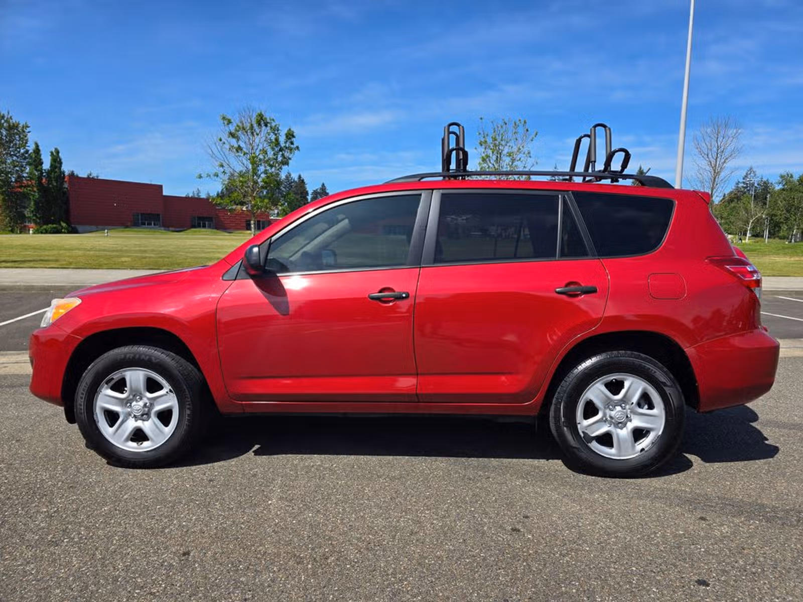 2012 Toyota RAV4 Base Upper Image 2