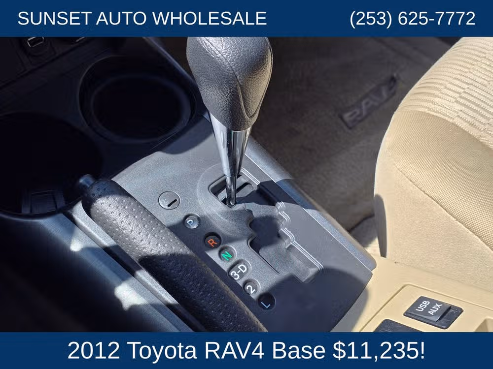 2012 Toyota RAV4 Base Image 34