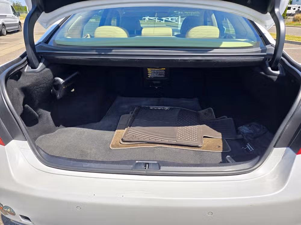 2007 Lexus LS 460 Base Image 19