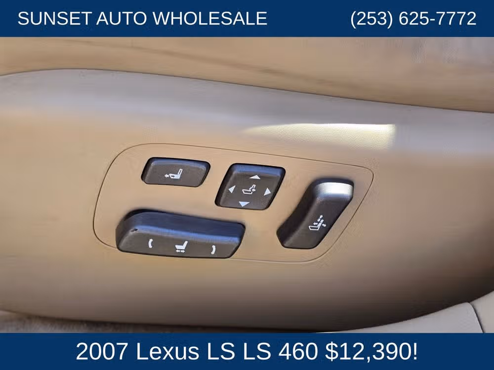 2007 Lexus LS 460 Base Image 32