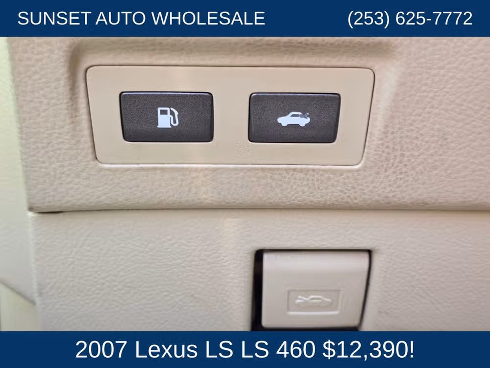 2007 Lexus LS 460 Base Image 33