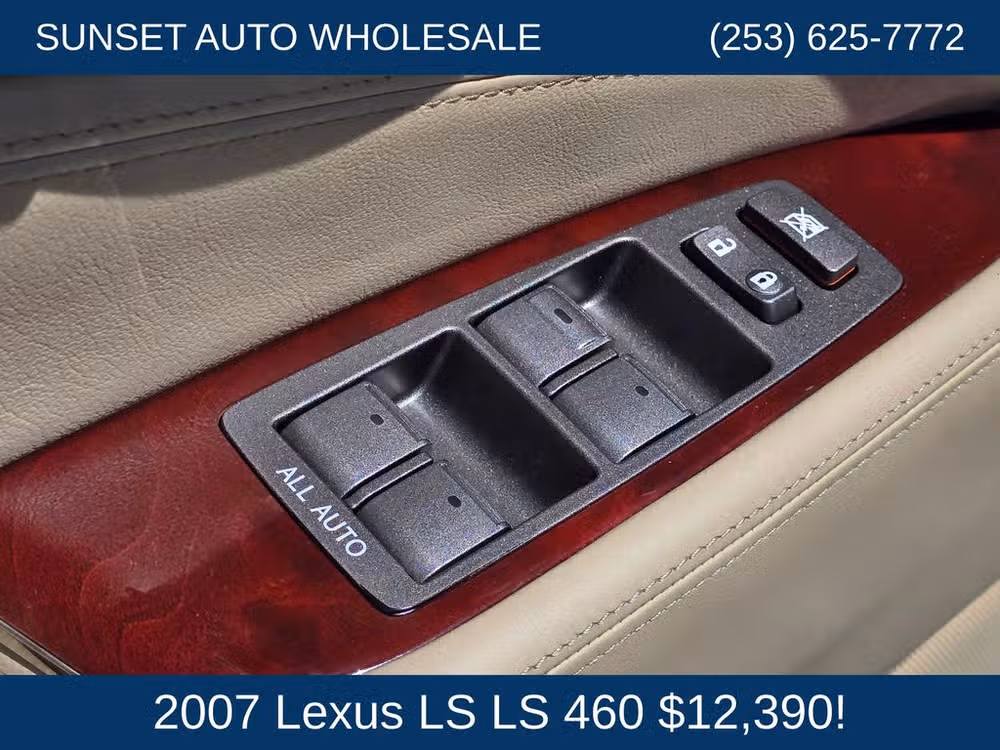2007 Lexus LS 460 Base Image 31