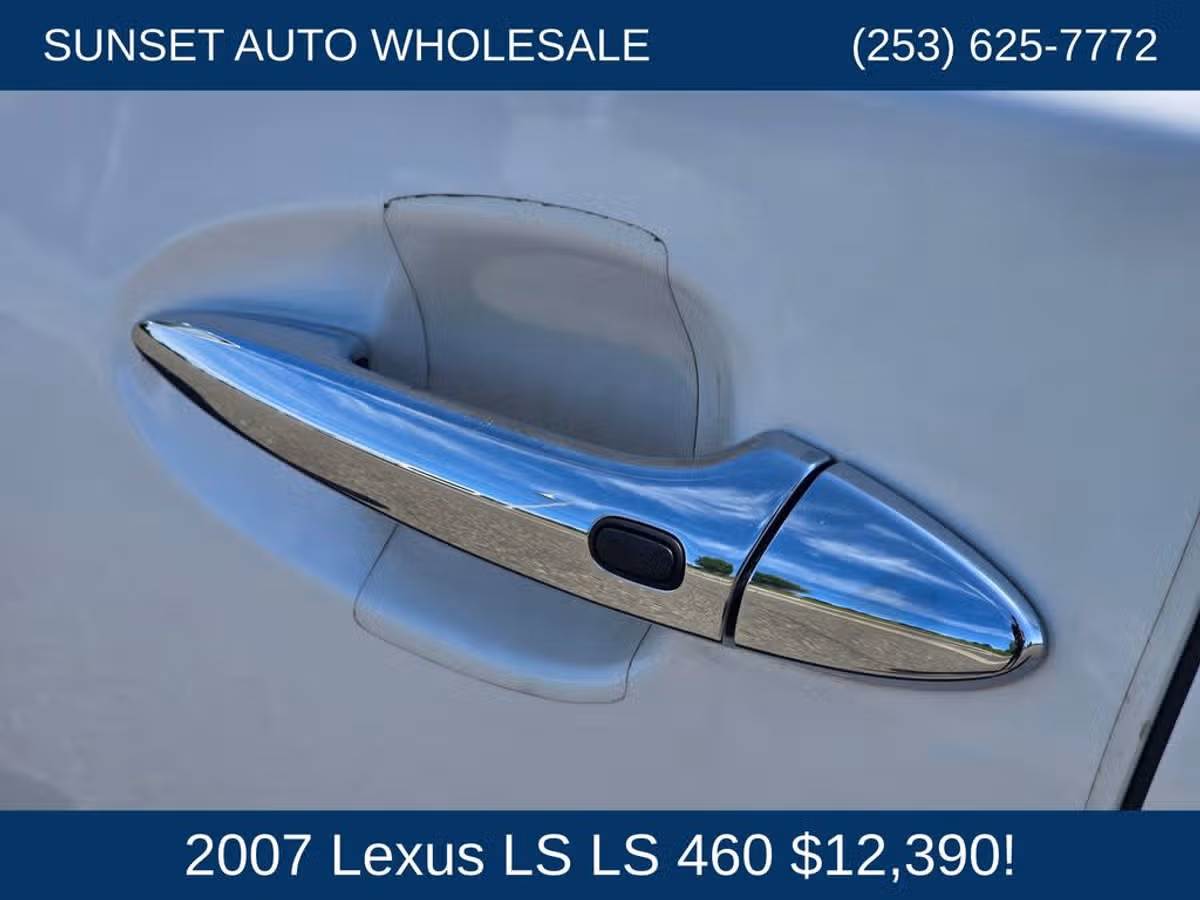 2007 Lexus LS 460 Base Image 28