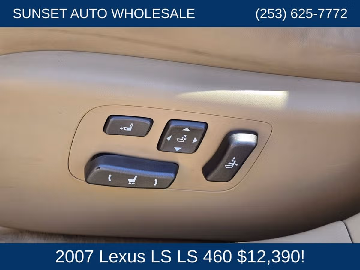 2007 Lexus LS 460 Base Image 32
