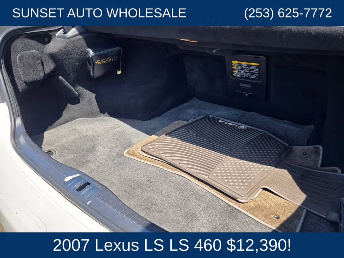 2007 Lexus LS 460 Base Image 25
