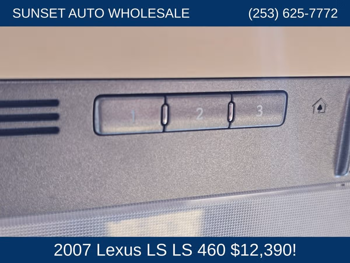 2007 Lexus LS 460 Base Image 44