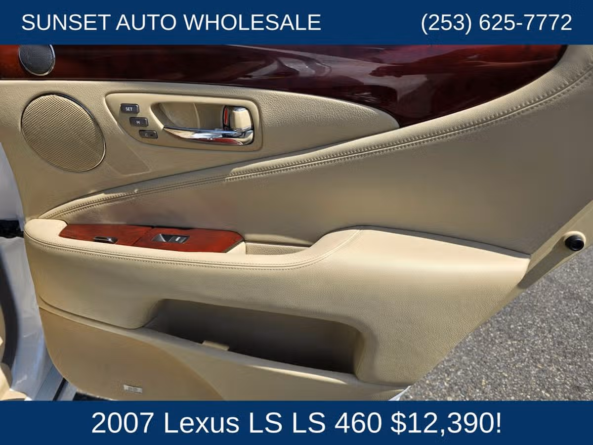 2007 Lexus LS 460 Base Image 23