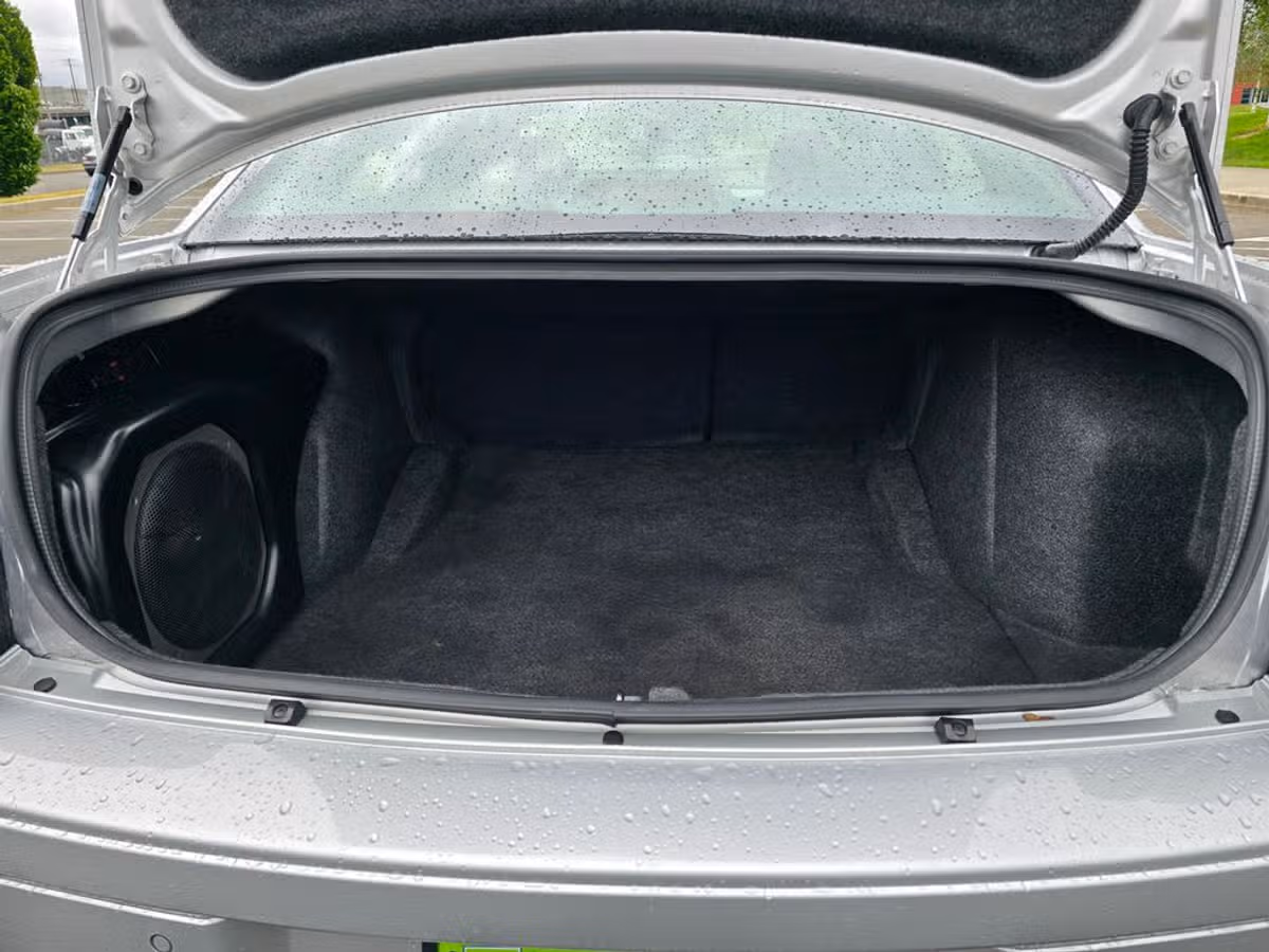2006 Chrysler 300 SRT-8 Image 16