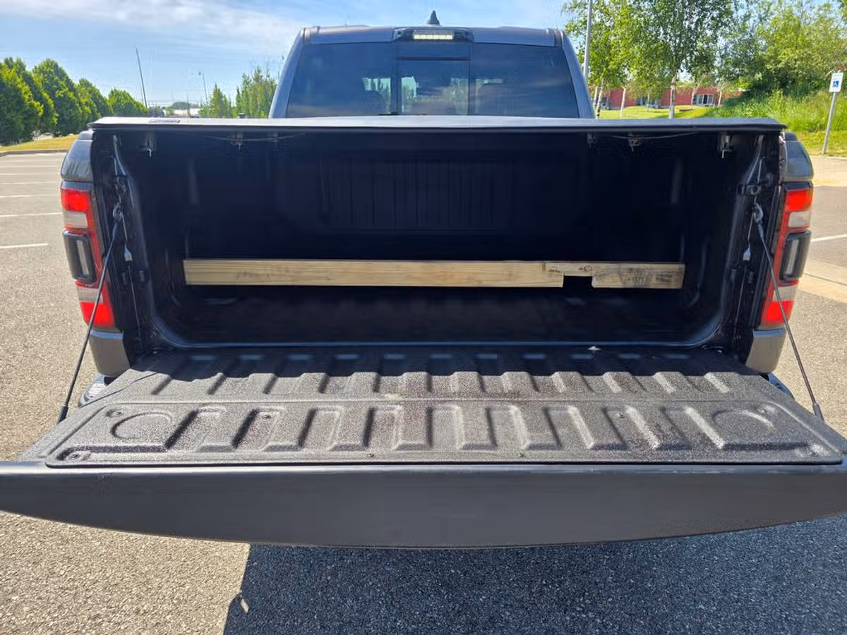 2021 Ram 1500 Rebel Crew Cab Image 17