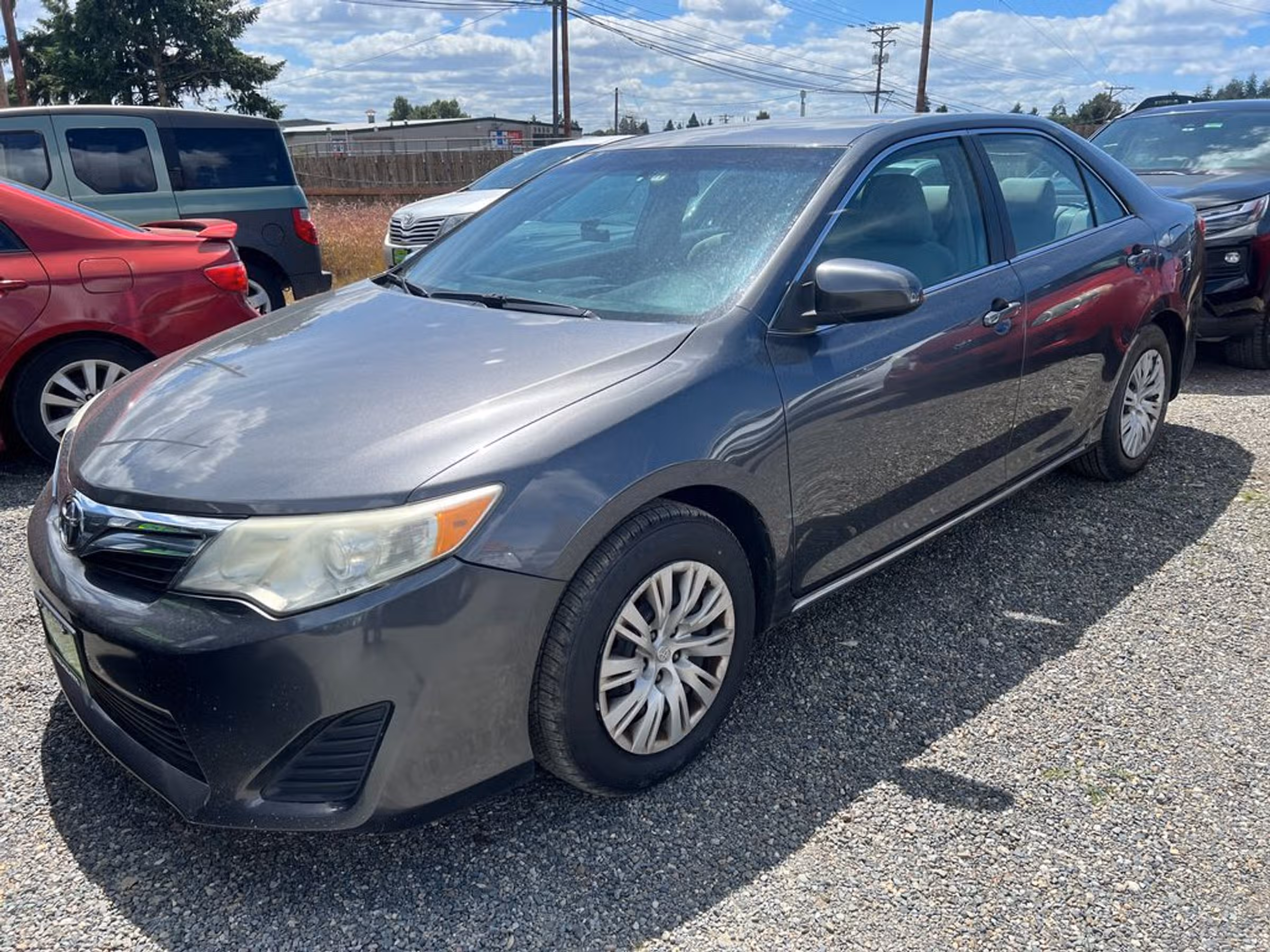 2013 Toyota Camry LE Image 1