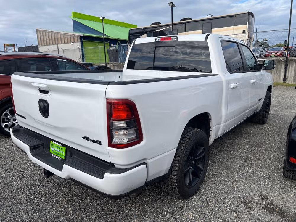 2022 Ram 1500 Big Horn Crew Cab Image 3