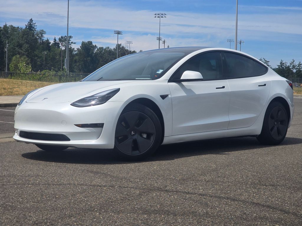 2023 Tesla Model 3 -'s photo
