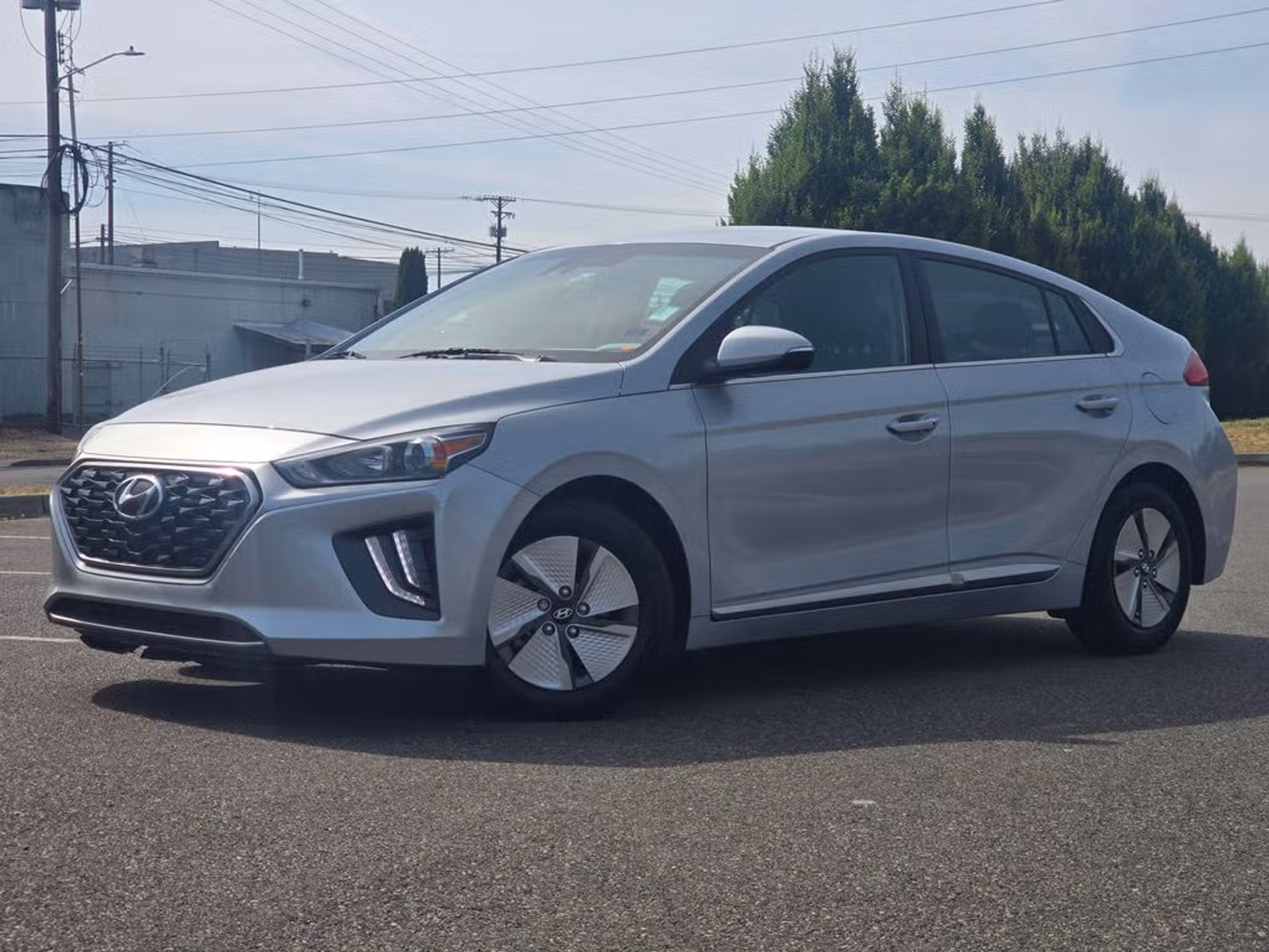 2022 Hyundai IONIQ Hybrid SE Upper Image 1