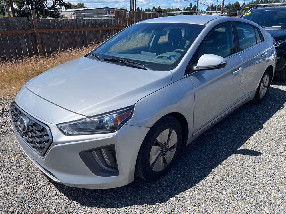 9930 - 2022 Hyundai IONIQ Hybrid SE
