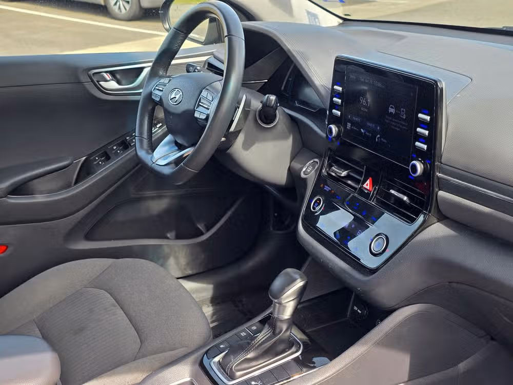 2022 Hyundai IONIQ Hybrid SE Image 20