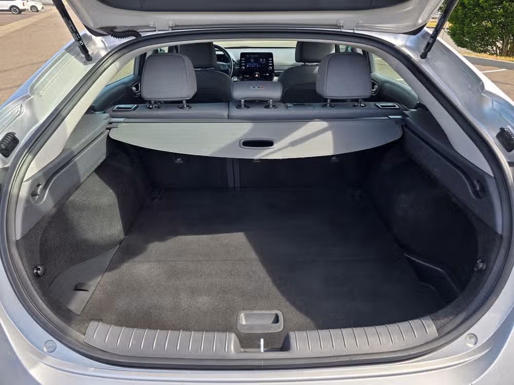 2022 Hyundai IONIQ Hybrid SE Image 19
