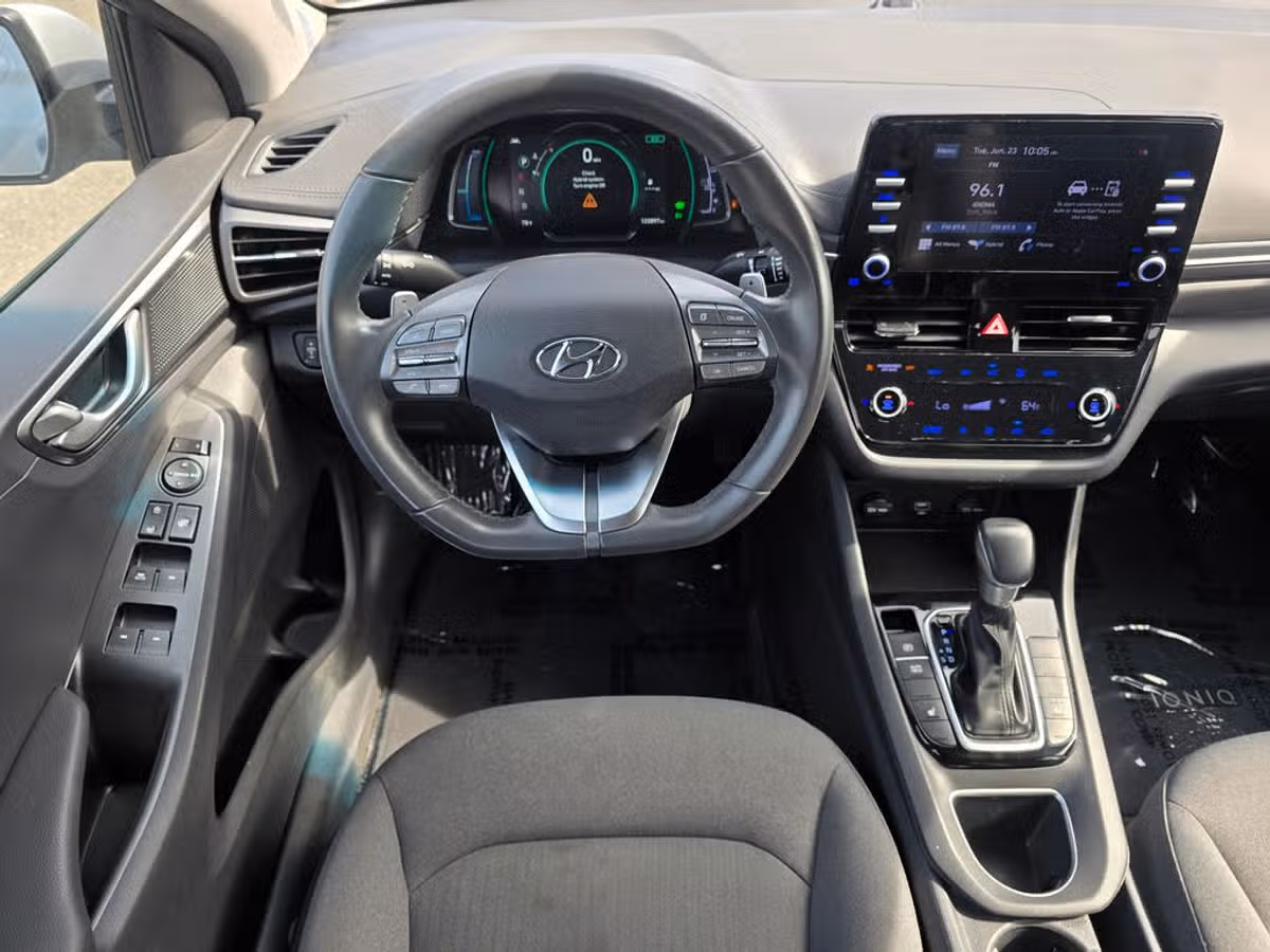 2022 Hyundai IONIQ Hybrid SE Image 15
