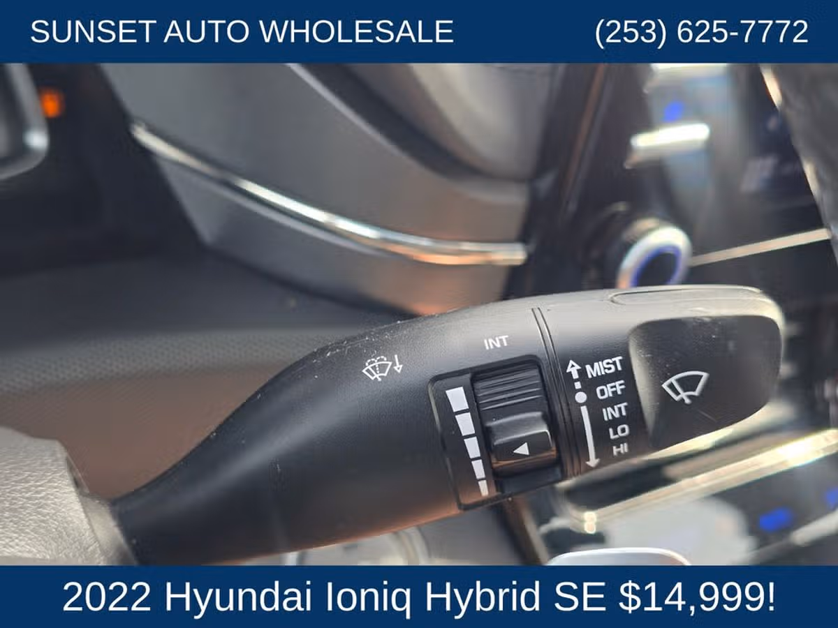 2022 Hyundai IONIQ Hybrid SE Image 30
