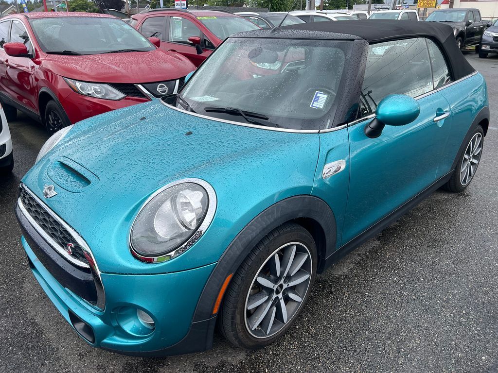 2017 MINI Cooper S Convertible's photo
