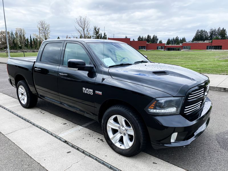 2015 Ram 1500 Sport Crew Cab Upper Image 2